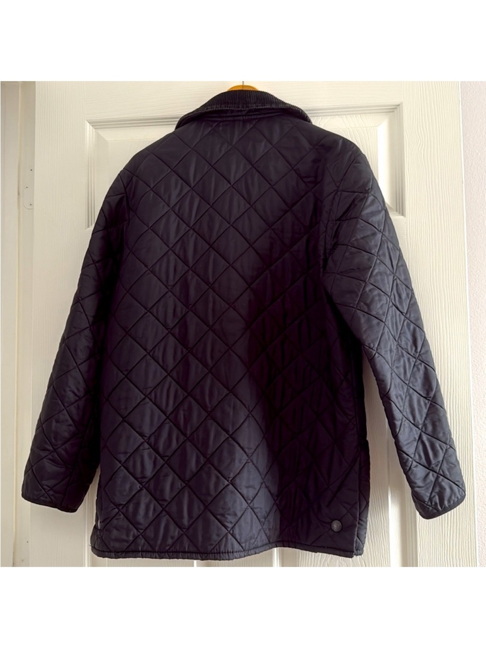 Barbour Dark Blue Quilted Jacket with Gold Logo Detailing - Picture 4 of 5